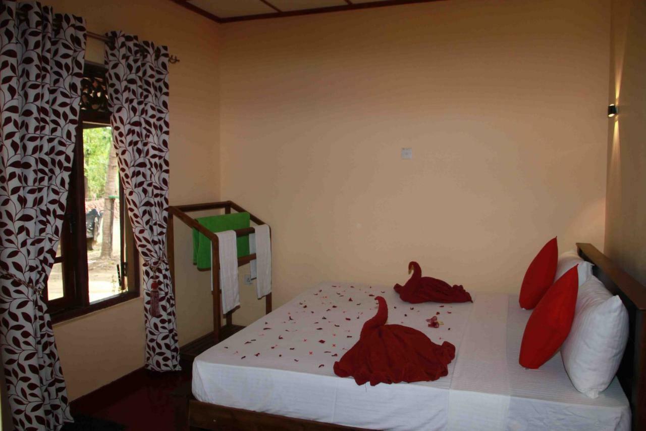 Wijesiri Family Guest House سيغيرِيا المظهر الخارجي الصورة