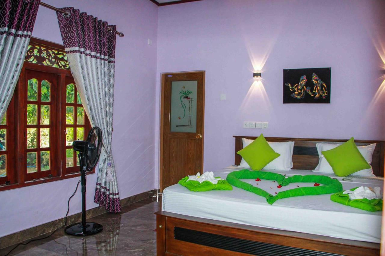 Wijesiri Family Guest House سيغيرِيا المظهر الخارجي الصورة