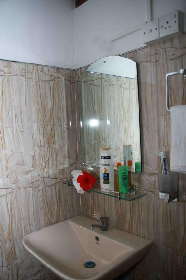 Wijesiri Family Guest House سيغيرِيا المظهر الخارجي الصورة